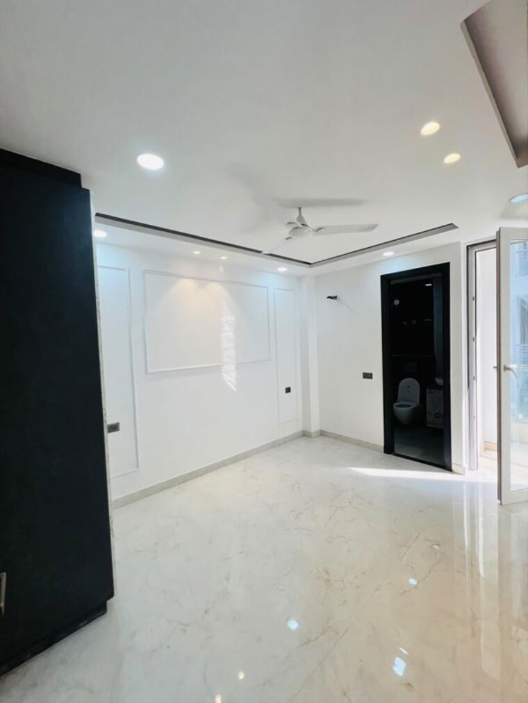 Room, ultima-107 3.5 Bedroom 1725 Sq.Ft. Builder Floor In Sector 104 Noida 10602834