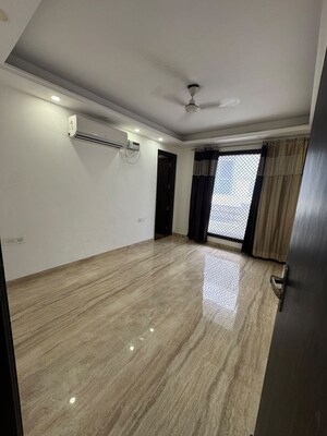 4 BHK Builder Floor For Rent in Sector 46