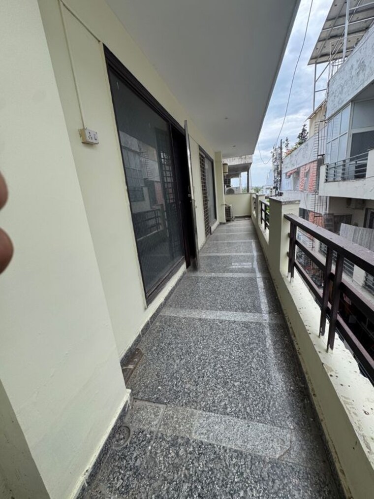 Balcony, sector 46 4 Bedroom 2200 Sq.Ft. Builder Floor In Sector 46 Gurgaon 10602840