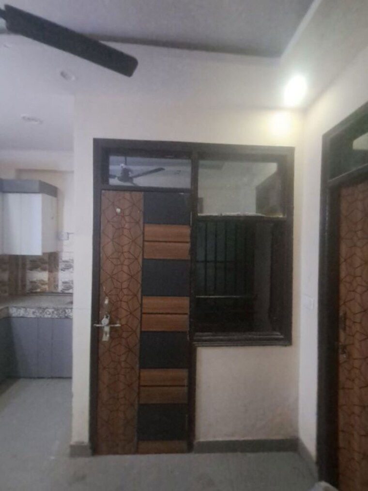 Kitchen, maxblis-white-house 2.5 Bedroom 1095 Sq.Ft. Apartment In Sector 75 Noida 10602860