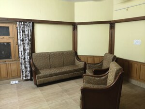 Living Room in 2 BHK Apartment at Nehru Enclave, Gomti Nagar – for Rent