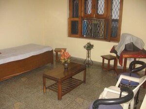 Living Room in 1 BHK Independent House at Sector 4 – for Rent
