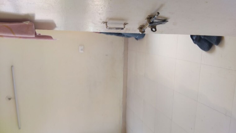 Room, auric-city-homes 1 Bedroom 350 Sq.Ft. Apartment In Sector 82 Faridabad 10602882