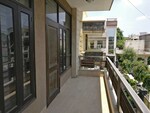 1 BHK + Prayer Room,Servant Room,Study Room,Extra Room,Basement,Store Room 811 Sq.Ft. Independent House in Sector 4