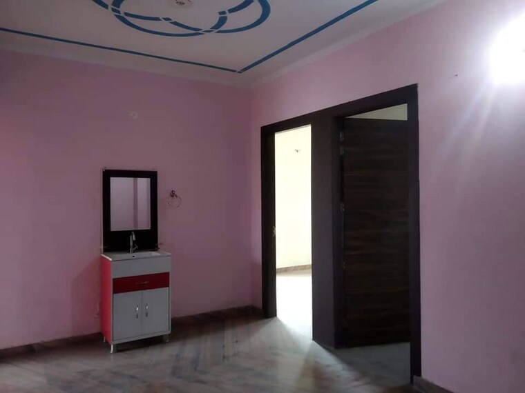 Room, sector 4 1 Bedroom 900 Sq.Ft. Independent House In Sector 4 Gurgaon 10602894