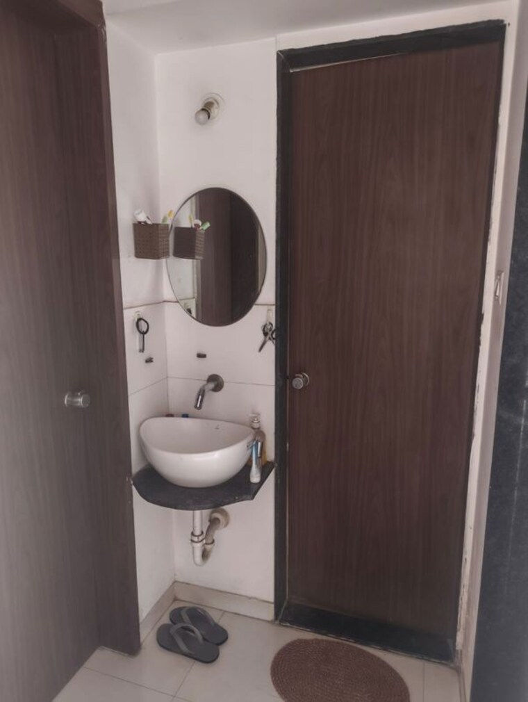 Bathroom, triaa-hillome 1 Bedroom 600 Sq.Ft. Apartment In Lohgaon Pune 10602893