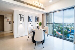  3 BHK Apartment at Rustomjee Paramount, Khar West – for Sale