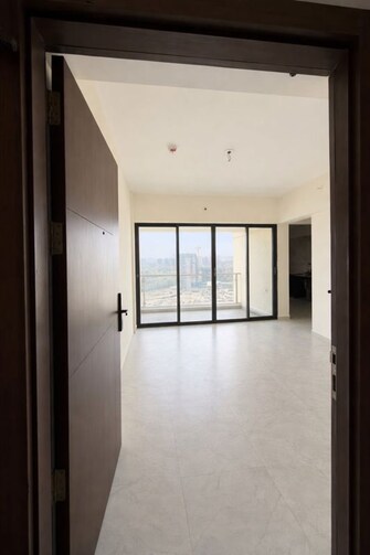 https://img.squareyards.com/secondaryPortal/optImages/IN_639225939751590833-170826080615615.jpg Cover Image