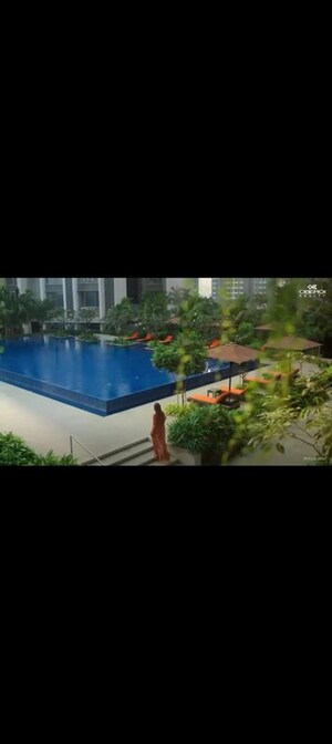 Swimming Pool in 4 BHK Apartment at Oberoi Enigma, Mulund West – for Sale