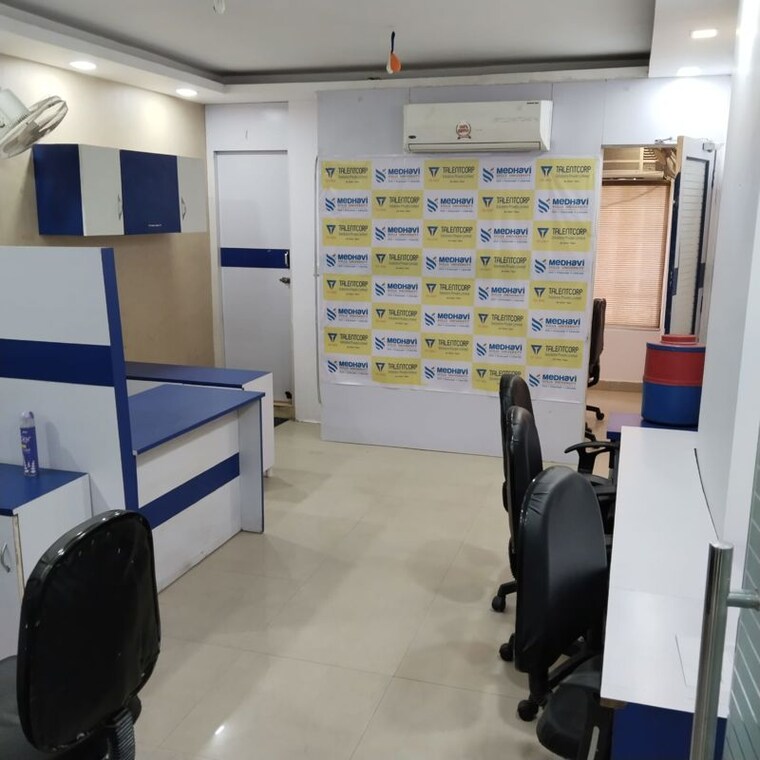 Team Area, parsvnath-planet-plaza Commercial Office Space 630 Sq.Ft. In Gomti Nagar Lucknow 10602909