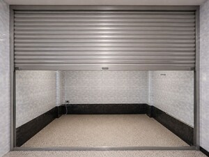  Shop For Rent in Tulsidham Complex, Kapur Bawdi