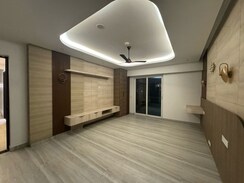 6 BHK + Servant Room Villa For Rent in Mahagun Mirabella