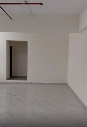 Room in  Shop at Vakola – for Sale
