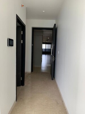  4 BHK Apartment at Oberoi Realty Esquire, Goregaon East – for Sale