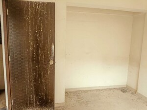 Room in  Apartment at Dawale – for Sale