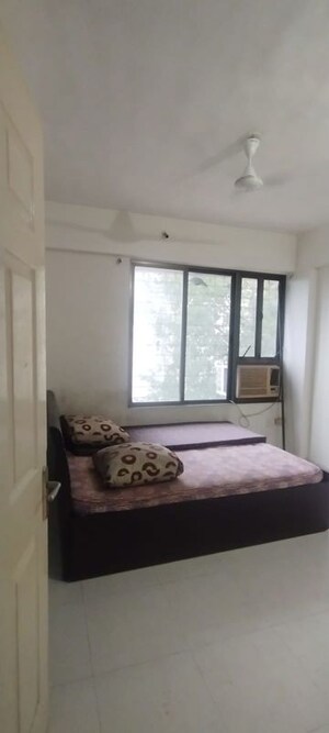 1 BHK Apartment For Rent in Vijay Garden, Ghodbunder Road