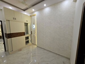 Room in 2 BHK Builder Floor at Indrapuram – for Sale