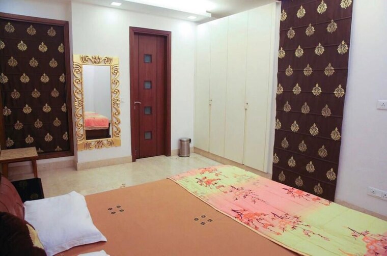 Bedroom, greater kailash ii 4 Bedroom 2700 Sq.Ft. Builder Floor In Greater Kailash ii Delhi 10603149