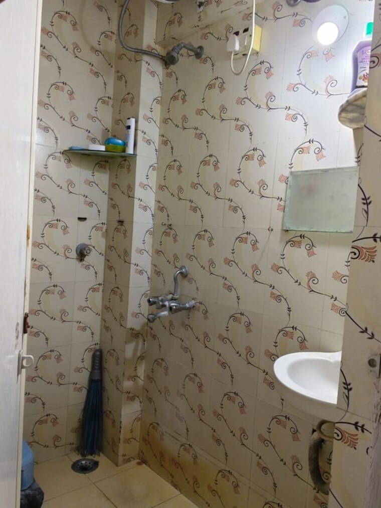 Bathroom, princeton-town 2.5 Bedroom 1000 Sq.Ft. Apartment In Kalyani Nagar Pune 10603190