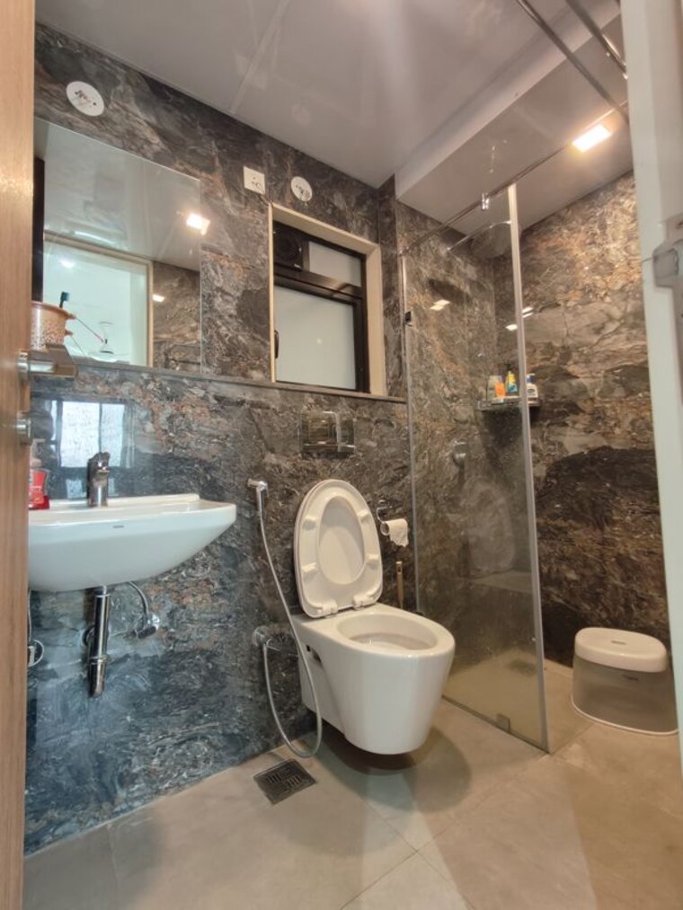 Bathroom, dosti-eastern-bay 2 Bedroom 780 Sq.Ft. Apartment In Wadala Mumbai 10603210