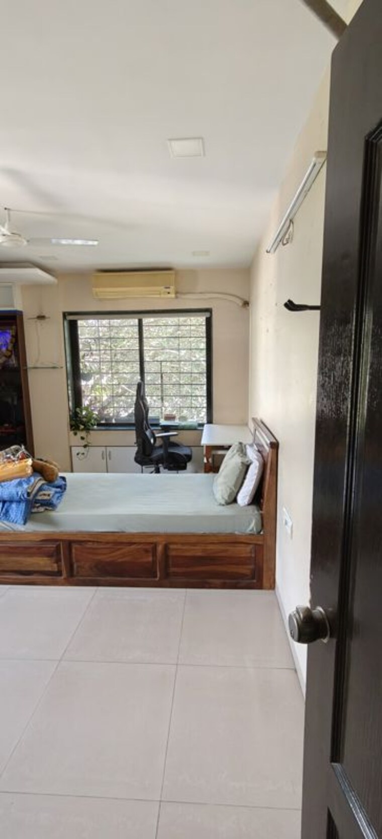 Bedroom, senapati bapat road 3 Bedroom 1500 Sq.Ft. Apartment In Senapati Bapat Road Pune 10603205