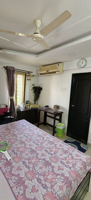 Bedroom in 3 BHK Apartment at Senapati Bapat Road – for Rent