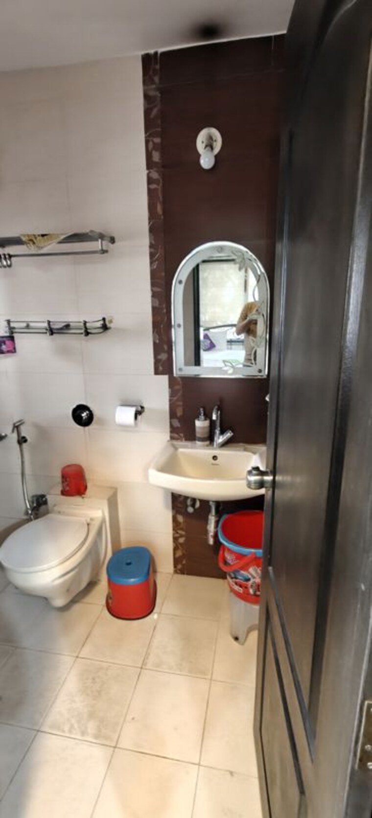 Bathroom, senapati bapat road 3 Bedroom 1500 Sq.Ft. Apartment In Senapati Bapat Road Pune 10603205