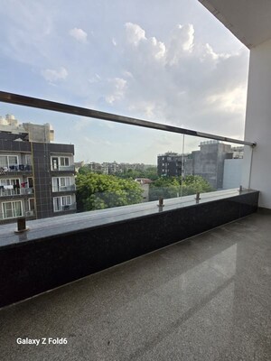 Balcony in 1 BHK Apartment at Chattarpur – for Rent