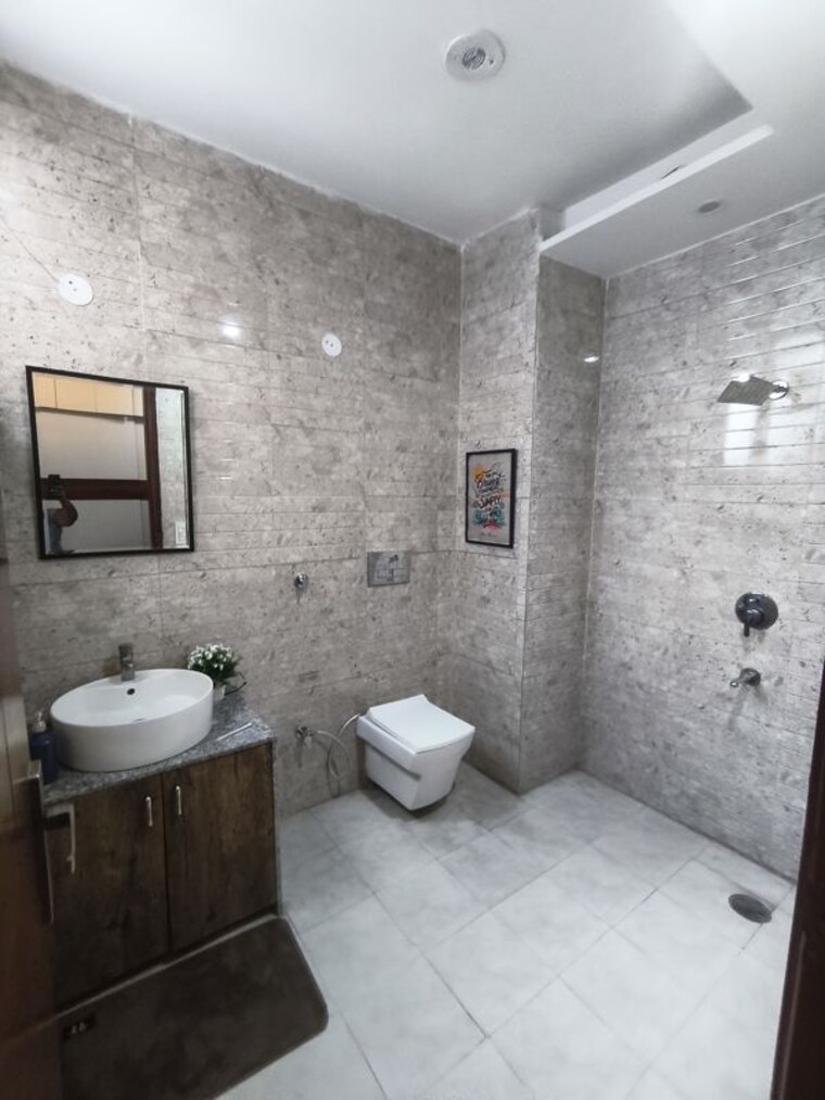Bathroom, ambala highway 3 Bedroom 150 Sq.Yd. Builder Floor In Ambala Highway Zirakpur 10603276