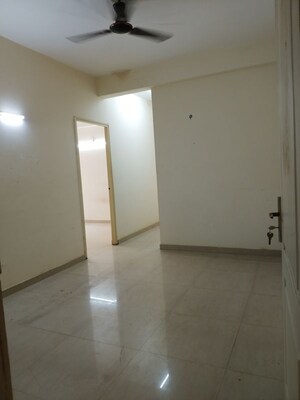 2 BHK Apartment For Rent in MRG Ultimus, Sector 90