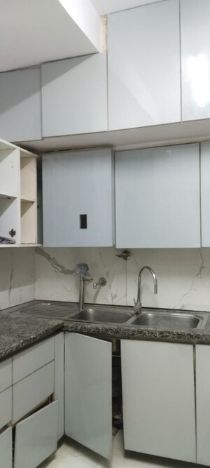 Bathroom in 1 BHK Builder Floor at Madanpur Khadar – for Rent