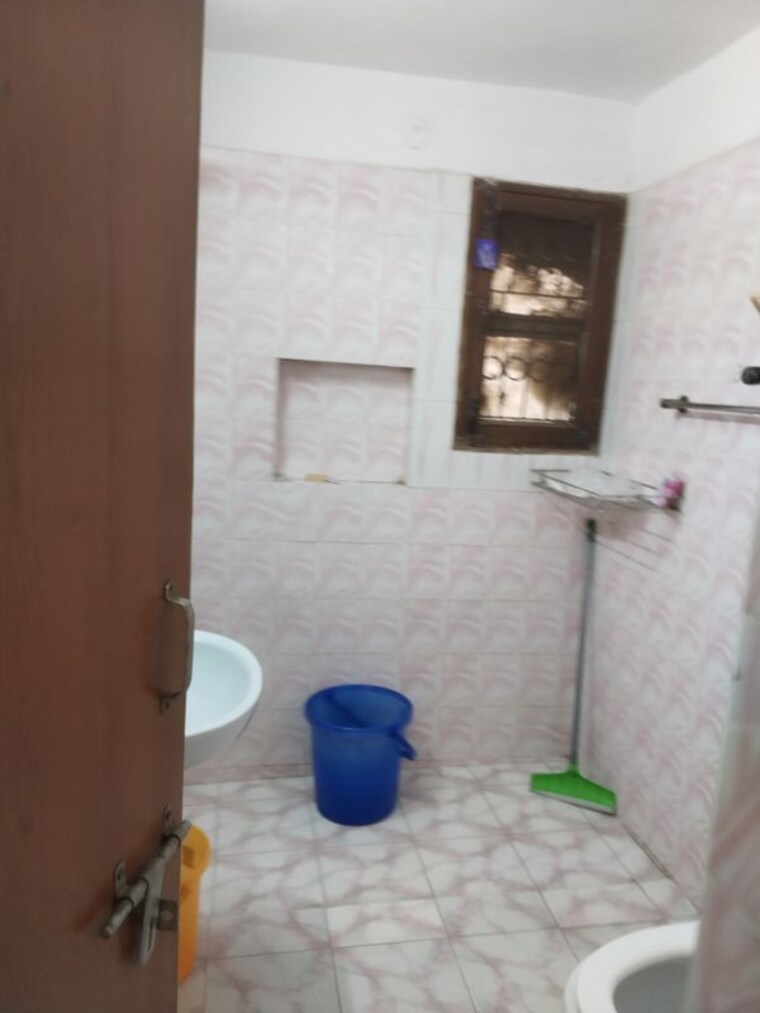 undefined, madanpur khadar 1 Bedroom 850 Sq.Ft. Builder Floor In Madanpur Khadar Delhi 10494703