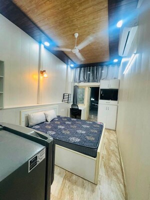 Room in 1 RK Builder Floor at East Of Kailash – for Rent