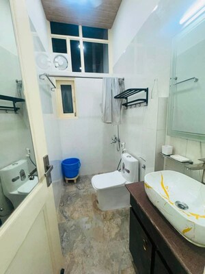Attached Bathroom in 1 RK Builder Floor at East Of Kailash – for Rent