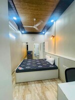 1 Rk  465 Sq.Ft. Builder Floor in East Of Kailash