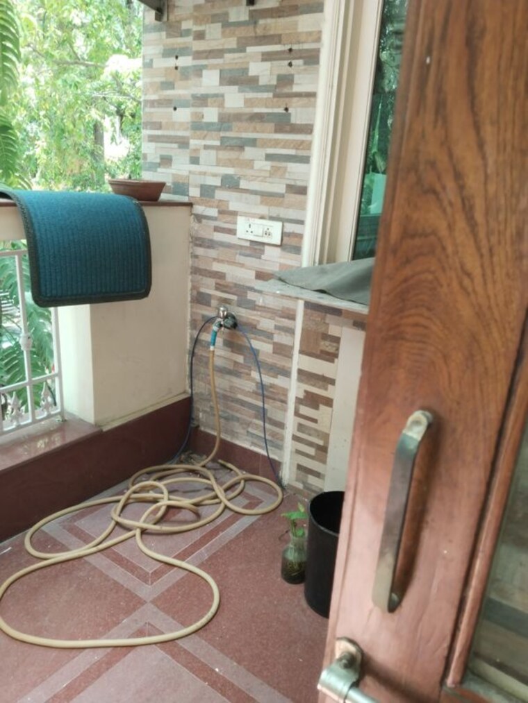 Balcony, sarita vihar 3 Bedroom 2250 Sq.Ft. Builder Floor In Sarita Vihar Delhi 10381441