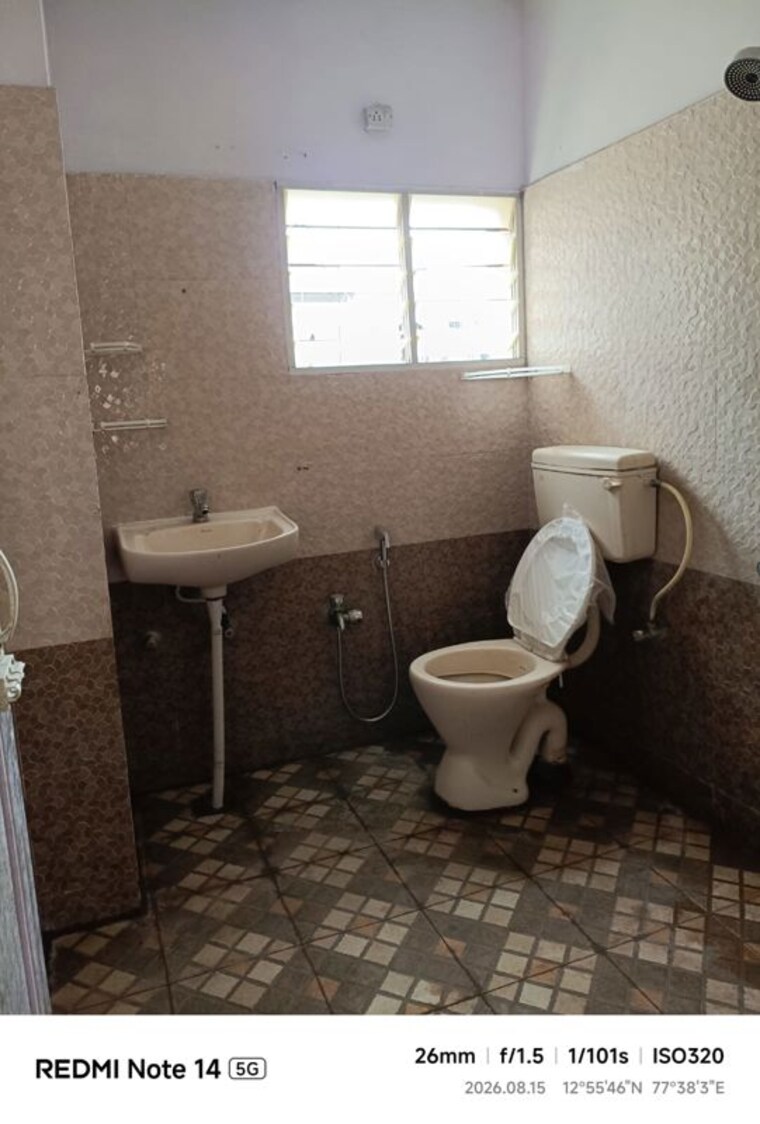 Bathroom, prestige-sunrise-park 2.5 Bedroom 1400 Sq.Ft. Apartment In Electronic City Phase I Bangalore 10603289