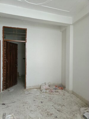 Room in 1.5 BHK Builder Floor at Jawahar Nagar – for Sale