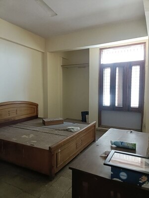 Bedroom in 3 BHK Apartment at Vasundhara Enclave – for Sale