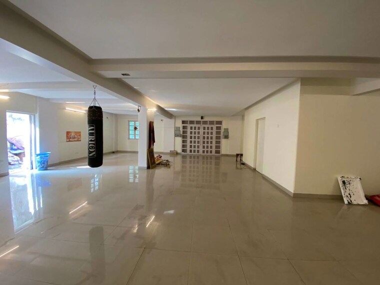  Parking, vasai west Commercial Office Space 2000 Sq.Ft. In Vasai West Palghar 10603298