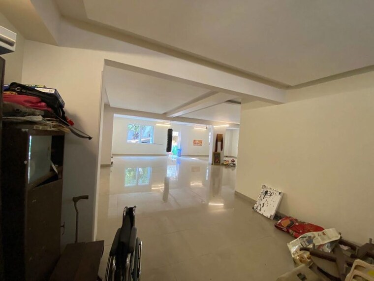  Parking, vasai west Commercial Office Space 2000 Sq.Ft. In Vasai West Palghar 10603298
