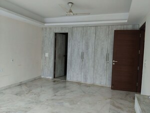 Room in 4 BHK Builder Floor at Jasola – for Sale