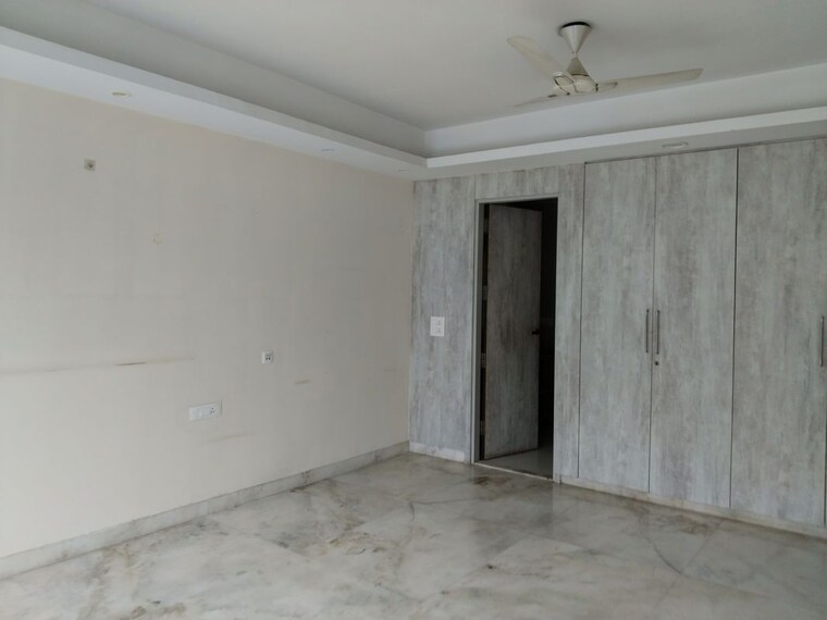 Room, jasola 4 Bedroom 3000 Sq.Ft. Builder Floor In Jasola Delhi 10439325