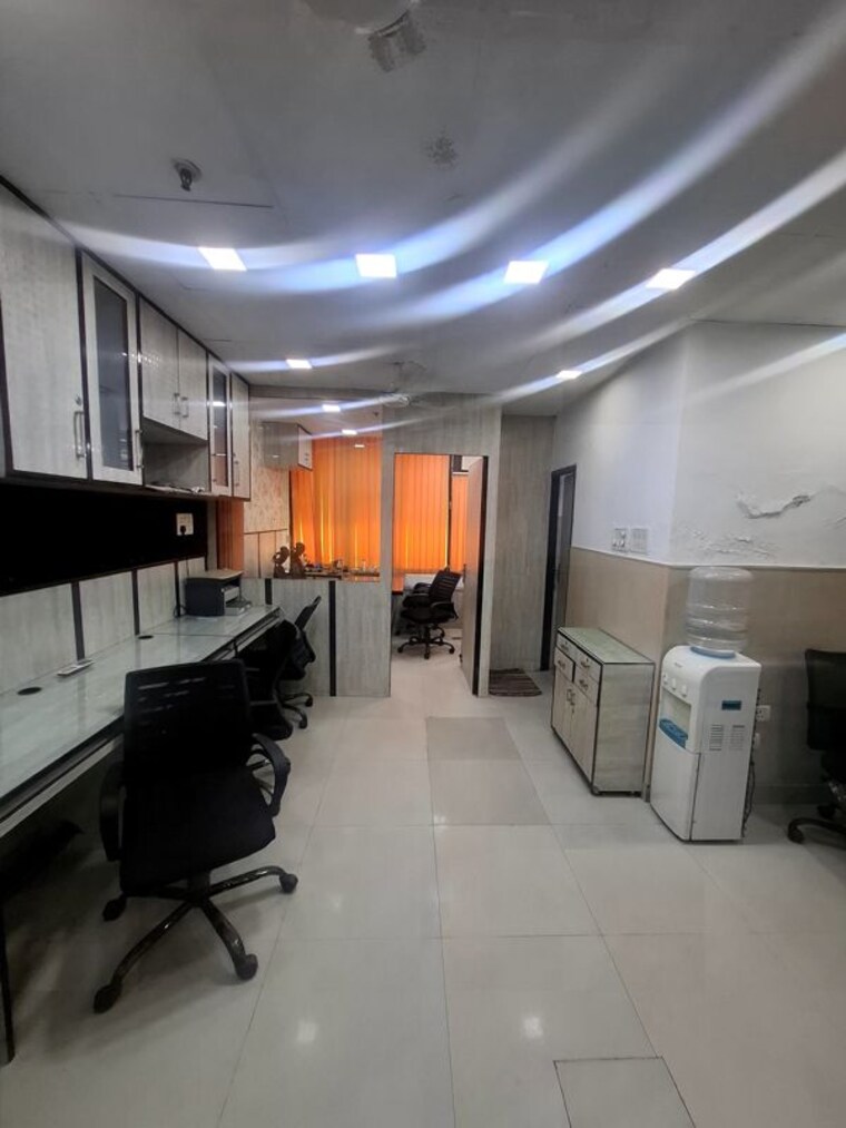 Kitchen, netaji subhash place Commercial Office Space 600 Sq.Ft. In Netaji Subhash Place Delhi 10603314