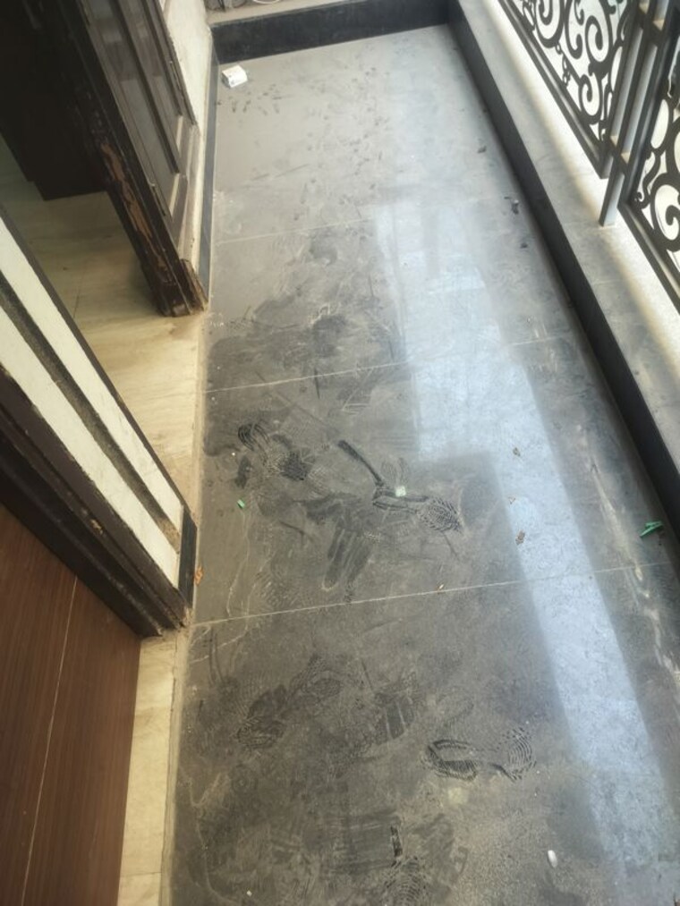 Balcony, chattarpur 3 Bedroom 1100 Sq.Ft. Builder Floor In Chattarpur Delhi 10603316