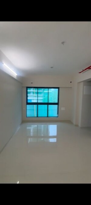 Room in 2 BHK Apartment at Worli – for Rent