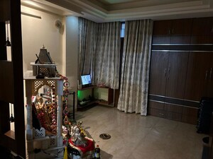 Living Room in 3 BHK Builder Floor at Greater Kailash ii – for Rent