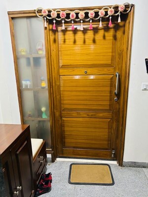 Furnished Amenities in 3 BHK Builder Floor at Greater Kailash ii – for Rent
