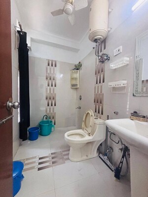 Bathroom in 1 BHK Builder Floor at Kailash Colony – for Rent