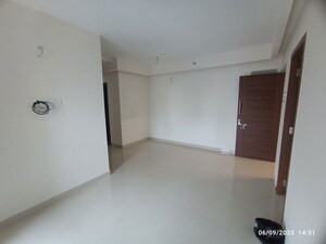 Room in 2 BHK Apartment at Worli – for Rent